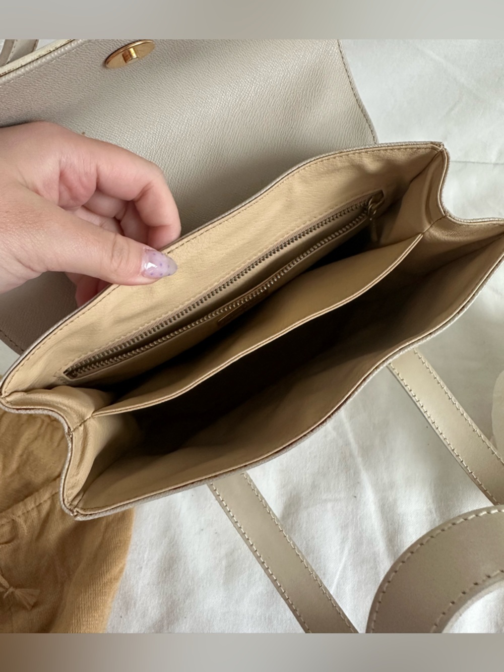 Nina Ricci Shoulder Bag - Picture 3 of 3